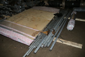 Продукция готовая к отправке заказчикам. Образец упаковки алюминиевых и дюралюминиевых листов. На заднем плане видны толстостенные трубы Д16Т, прутки Д16Т и АМГ6. (19186 просмотров) <a class='original' href='./download/file.php?id=34551&mode=view' target=_blank>Загрузить оригинал (8.57 МБ)</a>