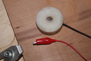 Снизу... Это болт с конусной резьбой (1532 просмотра) <a class='original' href='./download/file.php?id=36157&mode=view' target=_blank>Загрузить оригинал (4.64 МБ)</a>