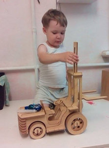 mikelis_.jpg (6689 просмотров) <a class='original' href='./download/file.php?id=38600&mode=view' target=_blank>Загрузить оригинал (58.14 КБ)</a>