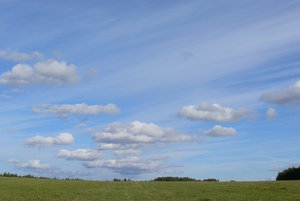 облака02.jpg (2564 просмотра) <a class='original' href='./download/file.php?id=38609&mode=view' target=_blank>Загрузить оригинал (156.3 КБ)</a>