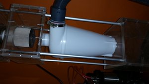 Тот же аспиратор, вид сбоку. (6544 просмотра) <a class='original' href='./download/file.php?id=38726&mode=view' target=_blank>Загрузить оригинал (3.2 МБ)</a>