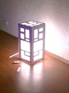 Племяш 13 лет как узнал что у меня есть станок, рассказал о том что у него не выходит прямоугольная лампа. Говорю: Рисуй - вырежу. (5890 просмотров) <a class='original' href='./download/file.php?id=39368&mode=view' target=_blank>Загрузить оригинал (120.63 КБ)</a>