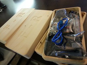 А это сделал племянникам и сыну подарки на НГ. Электронику подобрал, коробочки выточАл (5890 просмотров) <a class='original' href='./download/file.php?id=39370&mode=view' target=_blank>Загрузить оригинал (133.71 КБ)</a>