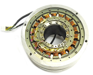 Мотор.jpg (7554 просмотра) <a class='original' href='./download/file.php?id=4032&mode=view' target=_blank>Загрузить оригинал (127.73 КБ)</a>