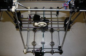 RepRap Mendel в сборе, без проводов, электроники, экструдера и нагревательного стола (2348 просмотров) <a class='original' href='./download/file.php?id=4284&mode=view' target=_blank>Загрузить оригинал (235.21 КБ)</a>