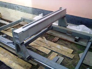 Балка Y. Еще не закреплена. (3102 просмотра) <a class='original' href='./download/file.php?id=44037&mode=view' target=_blank>Загрузить оригинал (76.56 КБ)</a>