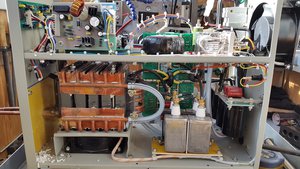 Вскрытие &quot;тела&quot; пенопласт везде , как он туда попал щелей веть нет? (8859 просмотров) <a class='original' href='./download/file.php?id=44228&mode=view' target=_blank>Загрузить оригинал (314.87 КБ)</a>