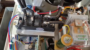 Входной выпрямитель , все серьезно водяное охлождение. (8859 просмотров) <a class='original' href='./download/file.php?id=44230&mode=view' target=_blank>Загрузить оригинал (262.19 КБ)</a>