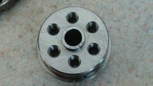 Такое ощущение что его кто-то разбирал до меня а может просто так кажется (4783 просмотра) <a class='original' href='./download/file.php?id=44619&sid=e94517e562fcb9500f8a4541cd9e67f8&mode=view' target=_blank>Загрузить оригинал (197.51 КБ)</a>