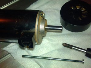 отверткой крестовой выкручиваем 2 винта (3313 просмотров) <a class='original' href='./download/file.php?id=46507&mode=view' target=_blank>Загрузить оригинал (1.78 МБ)</a>