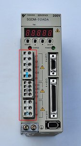 yaskawa-terminals.JPG (2344 просмотра) <a class='original' href='./download/file.php?id=48528&mode=view' target=_blank>Загрузить оригинал (79.89 КБ)</a>