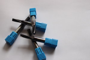 фрезы.JPG (9453 просмотра) <a class='original' href='./download/file.php?id=48745&mode=view' target=_blank>Загрузить оригинал (519.99 КБ)</a>