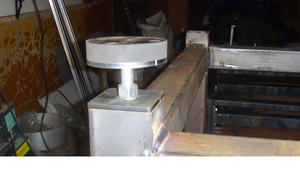 опоры сделаны из резины 20мм и шпильки М16. (4633 просмотра) <a class='original' href='./download/file.php?id=50471&mode=view' target=_blank>Загрузить оригинал (1.55 МБ)</a>