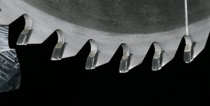 Крупнее, кромка крошится или нет??? (2891 просмотр) <a class='original' href='./download/file.php?id=50540&mode=view' target=_blank>Загрузить оригинал (267.11 КБ)</a>