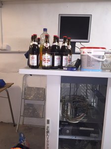 Сам ящик стол. Все что сверху к нему неотносится)) (1950 просмотров) <a class='original' href='./download/file.php?id=52695&mode=view' target=_blank>Загрузить оригинал (241.47 КБ)</a>