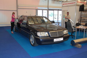 Утро. Смахиваем пыль. Жирные пятна от рук даже не пытались стирать. (13354 просмотра) <a class='original' href='./download/file.php?id=52699&mode=view' target=_blank>Загрузить оригинал (5.09 МБ)</a>