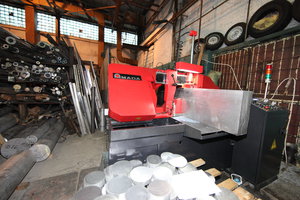 ЧПУ ленточка распускает полосы. Скоро запустим две с Ф600мм. (6333 просмотра) <a class='original' href='./download/file.php?id=54898&mode=view' target=_blank>Загрузить оригинал (9.87 МБ)</a>