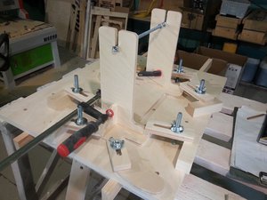 Не удержался, взял стол от верстака и собрал на нем первый объект. За одно понял что надо из оснастки (7814 просмотров) <a class='original' href='./download/file.php?id=55415&mode=view' target=_blank>Загрузить оригинал (138.17 КБ)</a>