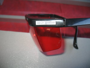 Лазер очки 003.jpg (7862 просмотра) <a class='original' href='./download/file.php?id=56210&sid=235e6aca9865a81092899fa9344e1b1e&mode=view' target=_blank>Загрузить оригинал (3.02 МБ)</a>