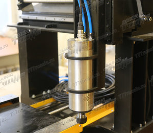 uvelirniy-frezerniy-stanok-chpu-shpindel.jpg (1531 просмотр) <a class='original' href='./download/file.php?id=57096&mode=view' target=_blank>Загрузить оригинал (547.75 КБ)</a>