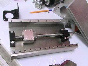 это моя ось Z (3620 просмотров) <a class='original' href='./download/file.php?id=58933&mode=view' target=_blank>Загрузить оригинал (443.35 КБ)</a>