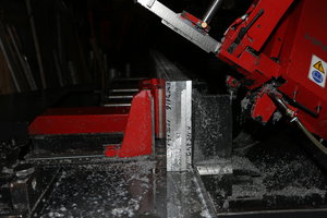 Посмотрите на верхние кромки--одна линия (6535 просмотров) <a class='original' href='./download/file.php?id=59266&mode=view' target=_blank>Загрузить оригинал (8.01 МБ)</a>