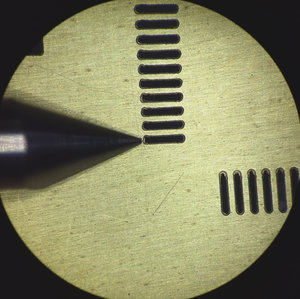 Крупнее. Для масштаба приложен гравер с полкой 0.2 мм. Это вид с верхней стороны. (7264 просмотра) <a class='original' href='./download/file.php?id=62335&mode=view' target=_blank>Загрузить оригинал (1010.55 КБ)</a>