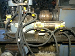 вид с задней стороны станка (3670 просмотров) <a class='original' href='./download/file.php?id=62724&mode=view' target=_blank>Загрузить оригинал (438.76 КБ)</a>