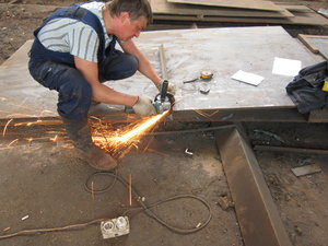 И режем... (1334 просмотра) <a class='original' href='./download/file.php?id=6546&mode=view' target=_blank>Загрузить оригинал (3.24 МБ)</a>