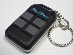 Фотка корпуса микротрекера предыдущей версии. (4513 просмотров) <a class='original' href='./download/file.php?id=6585&sid=a477924735670450029ad1a94ff21699&mode=view' target=_blank>Загрузить оригинал (2.25 МБ)</a>