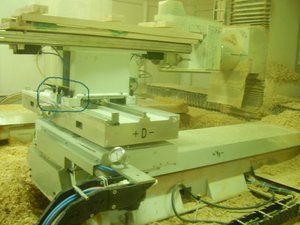 хитрая рельса на станке.jpg (3541 просмотр) <a class='original' href='./download/file.php?id=6727&mode=view' target=_blank>Загрузить оригинал (480.56 КБ)</a>