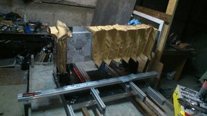 повесил кожух пока на один трос (3122 просмотра) <a class='original' href='./download/file.php?id=69310&mode=view' target=_blank>Загрузить оригинал (156.54 КБ)</a>