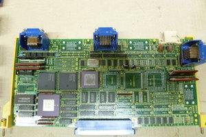 плата управления приводами.JPG (2418 просмотров) <a class='original' href='./download/file.php?id=72278&mode=view' target=_blank>Загрузить оригинал (4.47 МБ)</a>