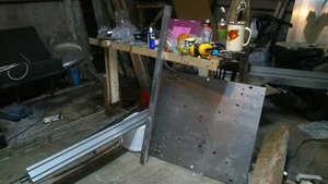 отфигарил кусок плиты от столешницы (2803 просмотра) <a class='original' href='./download/file.php?id=73084&mode=view' target=_blank>Загрузить оригинал (158.93 КБ)</a>