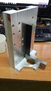 Ось Z с креплением под kress (5552 просмотра) <a class='original' href='./download/file.php?id=73807&mode=view' target=_blank>Загрузить оригинал (137.75 КБ)</a>