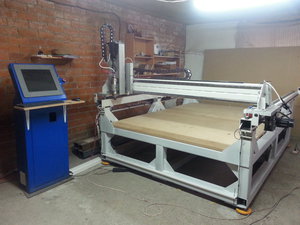 Две балки портала сварены между собой (5067 просмотров) <a class='original' href='./download/file.php?id=73905&mode=view' target=_blank>Загрузить оригинал (203.68 КБ)</a>