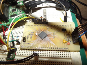 внешний вид переходника с обратной стороны 2 кварца 32768 герц и 8Мгц (2651 просмотр) <a class='original' href='./download/file.php?id=74257&mode=view' target=_blank>Загрузить оригинал (4.89 МБ)</a>