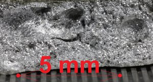 Фото стенки корпуса из АК12ПЧ. Раковины видны. (3670 просмотров) <a class='original' href='./download/file.php?id=77185&mode=view' target=_blank>Загрузить оригинал (2.61 МБ)</a>