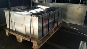 Порезка плиты АМГ6 ≠180мм. Заказ лежит уже в кузове а/м заказчика. (3266 просмотров) <a class='original' href='./download/file.php?id=77861&mode=view' target=_blank>Загрузить оригинал (1.25 МБ)</a>