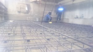 привариваем маяки из ВГП-труб (3834 просмотра) <a class='original' href='./download/file.php?id=77980&mode=view' target=_blank>Загрузить оригинал (2.66 МБ)</a>