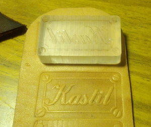 Из оргстекла. (13393 просмотра) <a class='original' href='./download/file.php?id=78074&mode=view' target=_blank>Загрузить оригинал (745.22 КБ)</a>