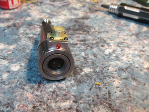 прикручиваем разъем к корпусу (3810 просмотров) <a class='original' href='./download/file.php?id=78828&mode=view' target=_blank>Загрузить оригинал (2.35 МБ)</a>