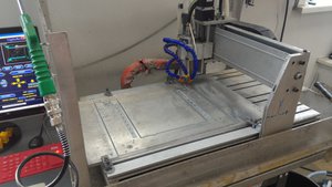 Процесс пиления вертикальной части станины принтера (13199 просмотров) <a class='original' href='./download/file.php?id=78976&mode=view' target=_blank>Загрузить оригинал (1.71 МБ)</a>