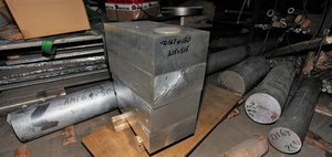 Отрезка заготовок Д16Т ≠150х315х515. У заказчика лошадиный припуск, поэтому торцовка не делалась. 2-я сверку заготовка получилась поэтому некрасивая. (17223 просмотра) <a class='original' href='./download/file.php?id=79065&mode=view' target=_blank>Загрузить оригинал (1.96 МБ)</a>