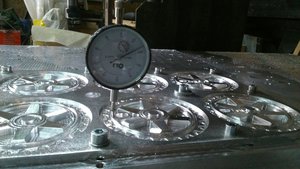 справа виден перепад высот на центральном отверстии во всей красе. лесенка (13154 просмотра) <a class='original' href='./download/file.php?id=81282&mode=view' target=_blank>Загрузить оригинал (188.65 КБ)</a>