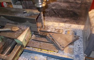 Фрезеровка.JPG (10885 просмотров) <a class='original' href='./download/file.php?id=8196&mode=view' target=_blank>Загрузить оригинал (119.88 КБ)</a>