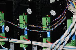 Сигнальные провода сложил по парно и заплел<br />по совету Михаила (5840 просмотров) <a class='original' href='./download/file.php?id=82090&sid=fd27d77e1b01bd65221231b6daed0efd&mode=view' target=_blank>Загрузить оригинал (146.66 КБ)</a>