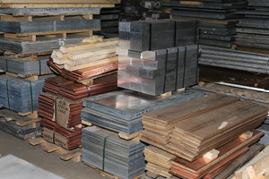 Аноды цинковые  очень много места занимают, приходится использовать место (10277 просмотров) <a class='original' href='./download/file.php?id=83083&mode=view' target=_blank>Загрузить оригинал (9.52 МБ)</a>