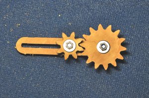 шестеренки на самодельном станке c чпу.JPG (22372 просмотра) <a class='original' href='./download/file.php?id=832&mode=view' target=_blank>Загрузить оригинал (722.06 КБ)</a>