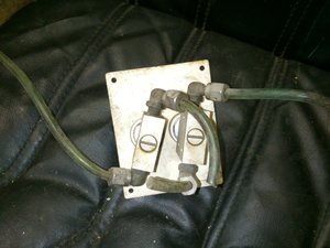 пневмо цилиндры (1273 просмотра) <a class='original' href='./download/file.php?id=83343&mode=view' target=_blank>Загрузить оригинал (1.61 МБ)</a>